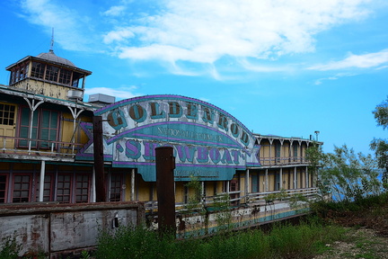 Goldenrod Showboat (1909-2017)