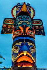 Jamestown S'Klallam Longhouse Market